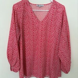 Chic Red Patterned V-Neck Blouse